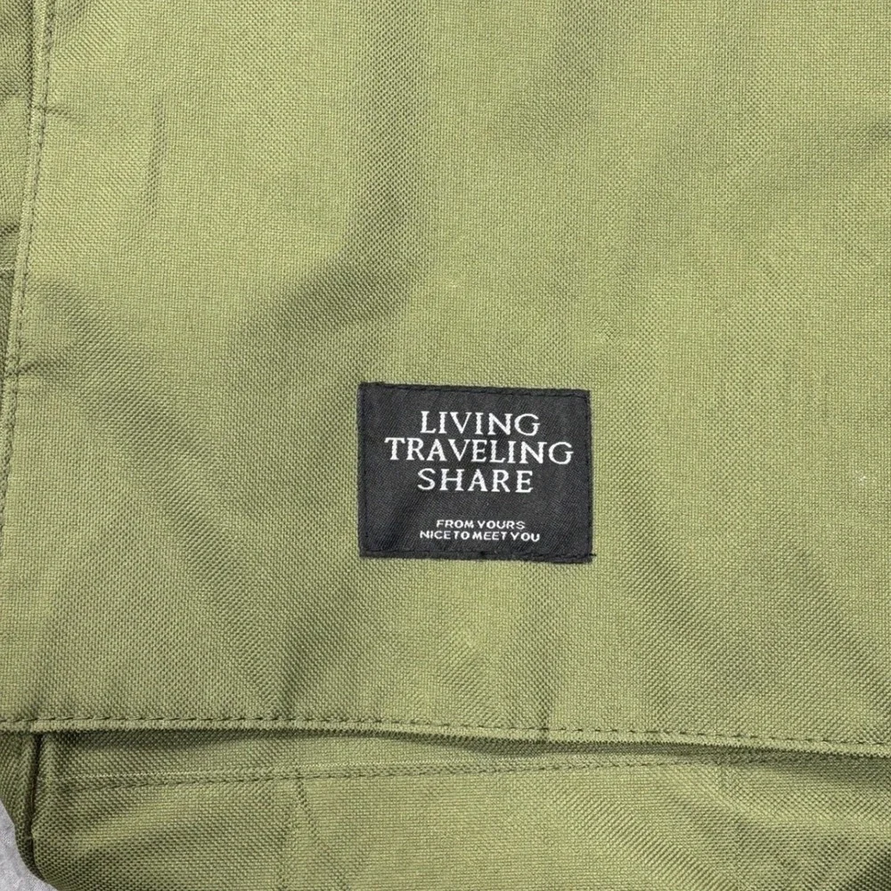 Living Traveling Share living traveling